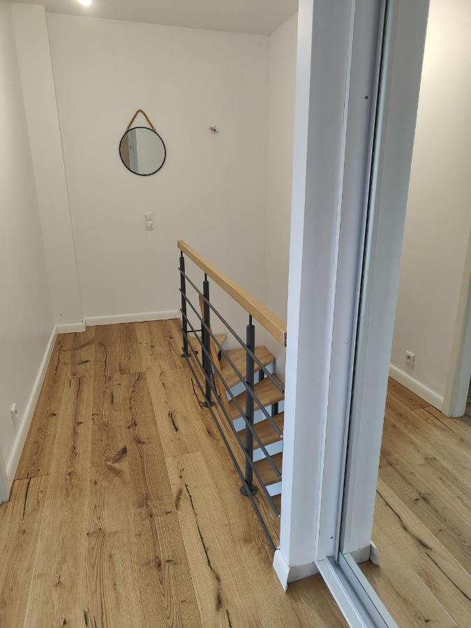 Dom Dabrowka Poznan Appartement Paledzie Buitenkant foto